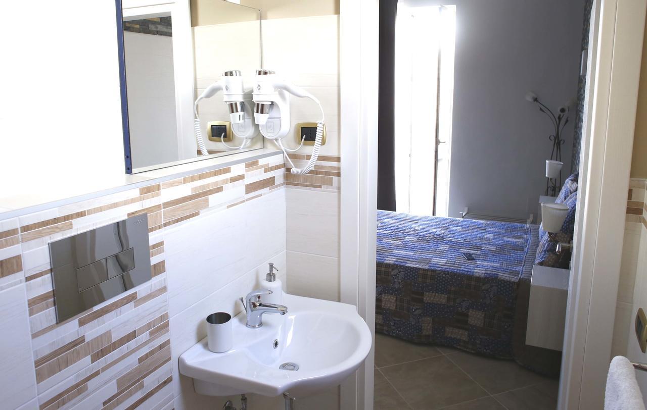 Veganb&B Cherry Room Szirakúza Kültér fotó